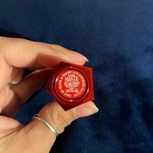 Te Quiero Hank and Henry lipstick